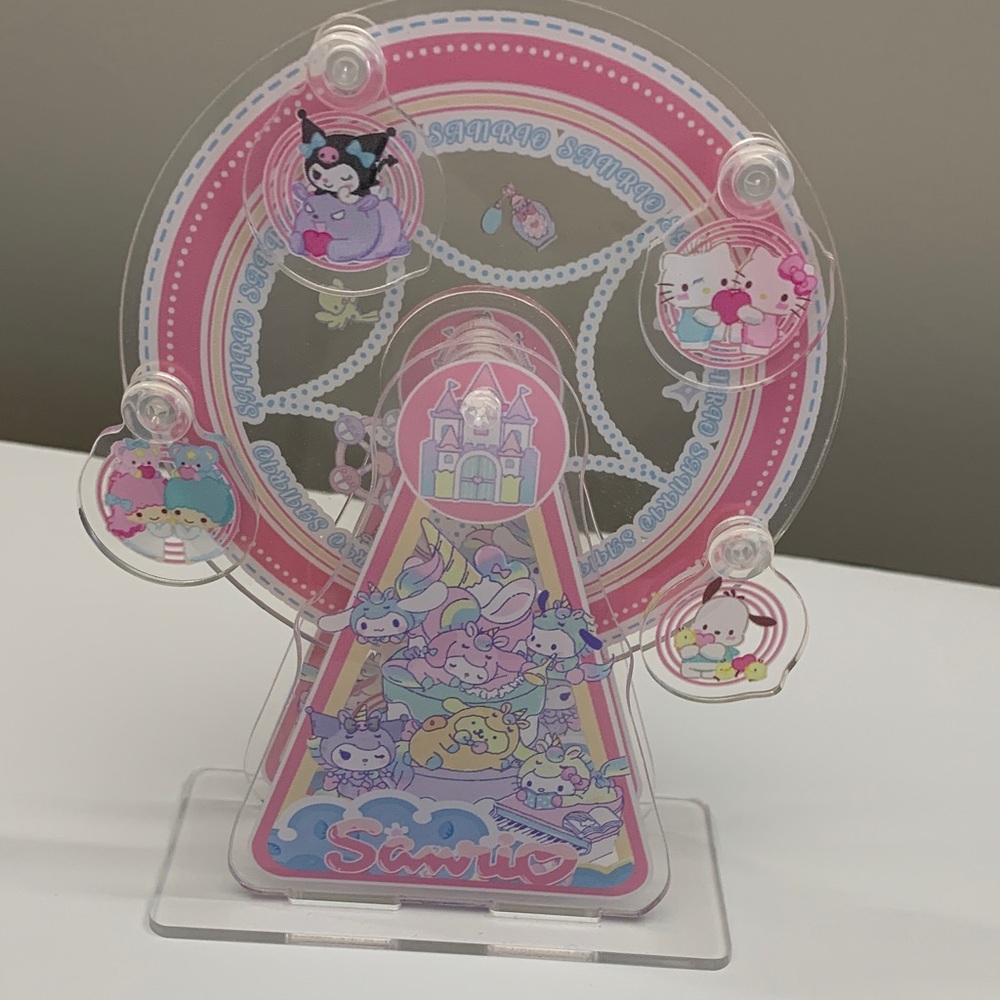 Sanrio Characters Ferris Wheel Display